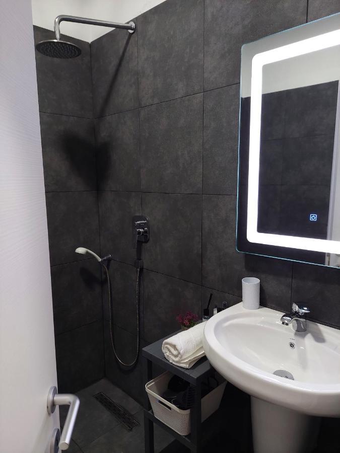 Gex Apartments Тирана Экстерьер фото